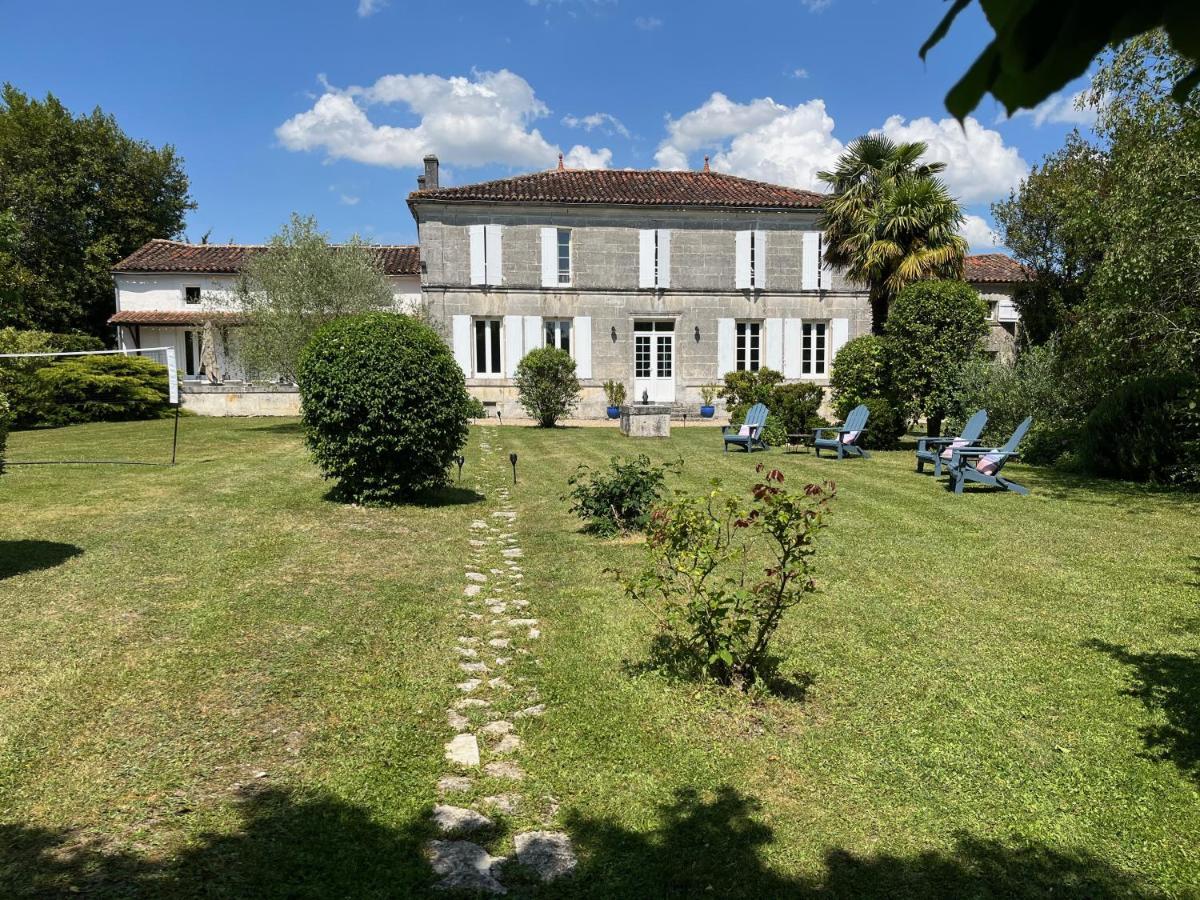 1854 Chassors Villa Bagian luar foto